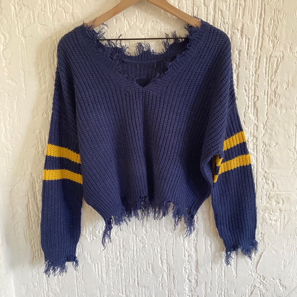 Dark Blue Chewed Distressed Hem Jersey Style Sweater Size Small